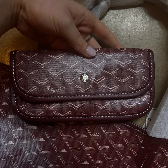 Burgundy Canvas Tote Bag - Picture 4 of 7